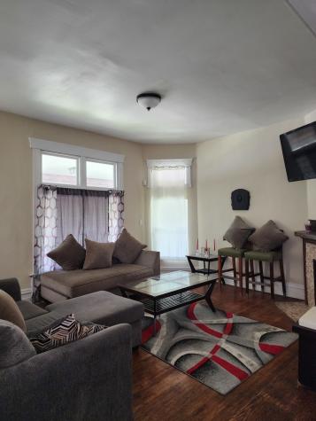 435 West Winneconna Parkway Chicago IL 60620