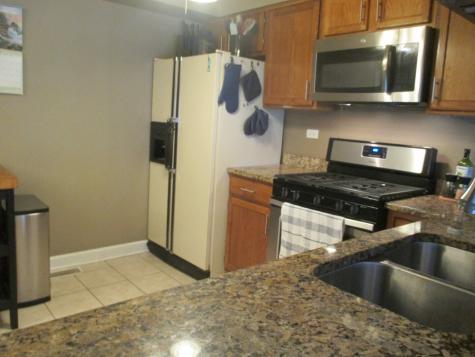 865 North Tamarac Boulevard Addison IL 60101