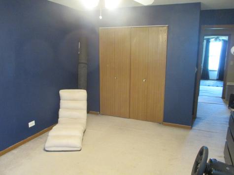 865 North Tamarac Boulevard Addison IL 60101