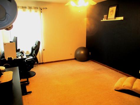 865 North Tamarac Boulevard Addison IL 60101