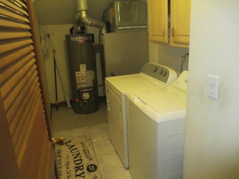 865 North Tamarac Boulevard Addison IL 60101