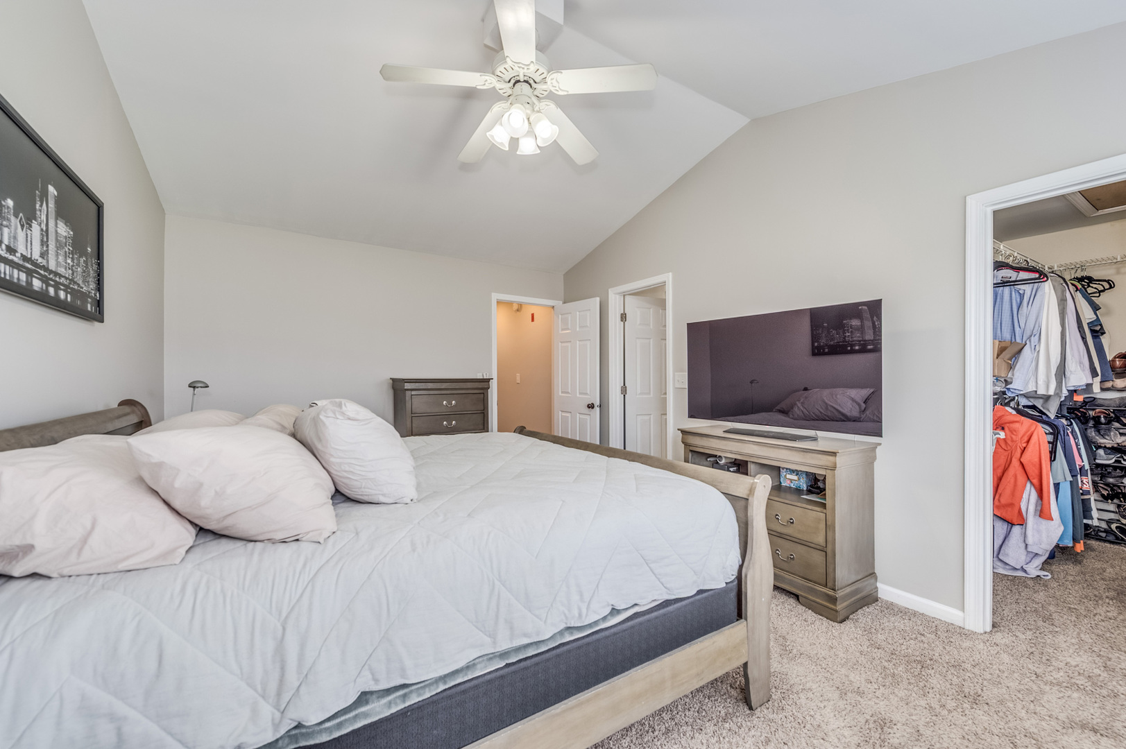 866 Pas Court Naperville IL 60563