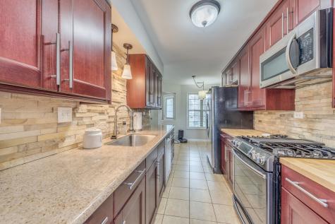 866 Pas Court Naperville IL 60563
