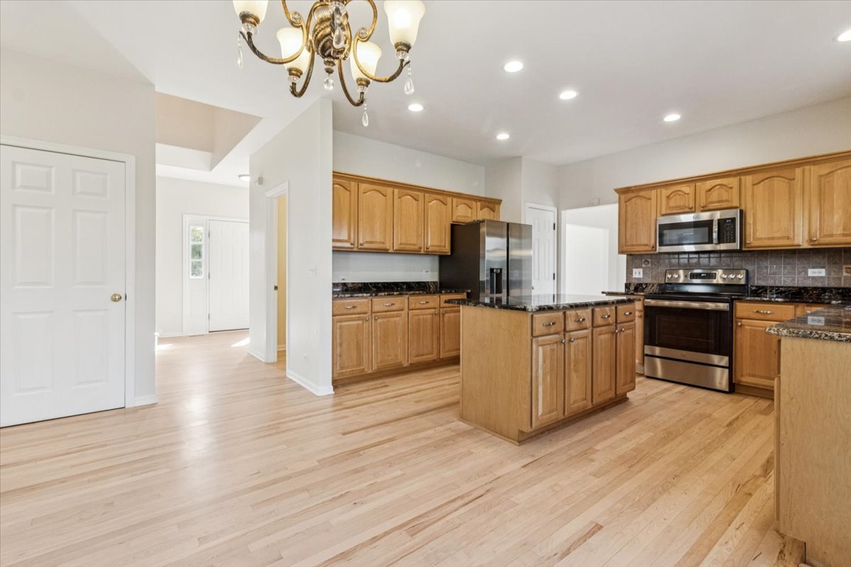 3437 Charlemaine Drive Aurora IL 60504