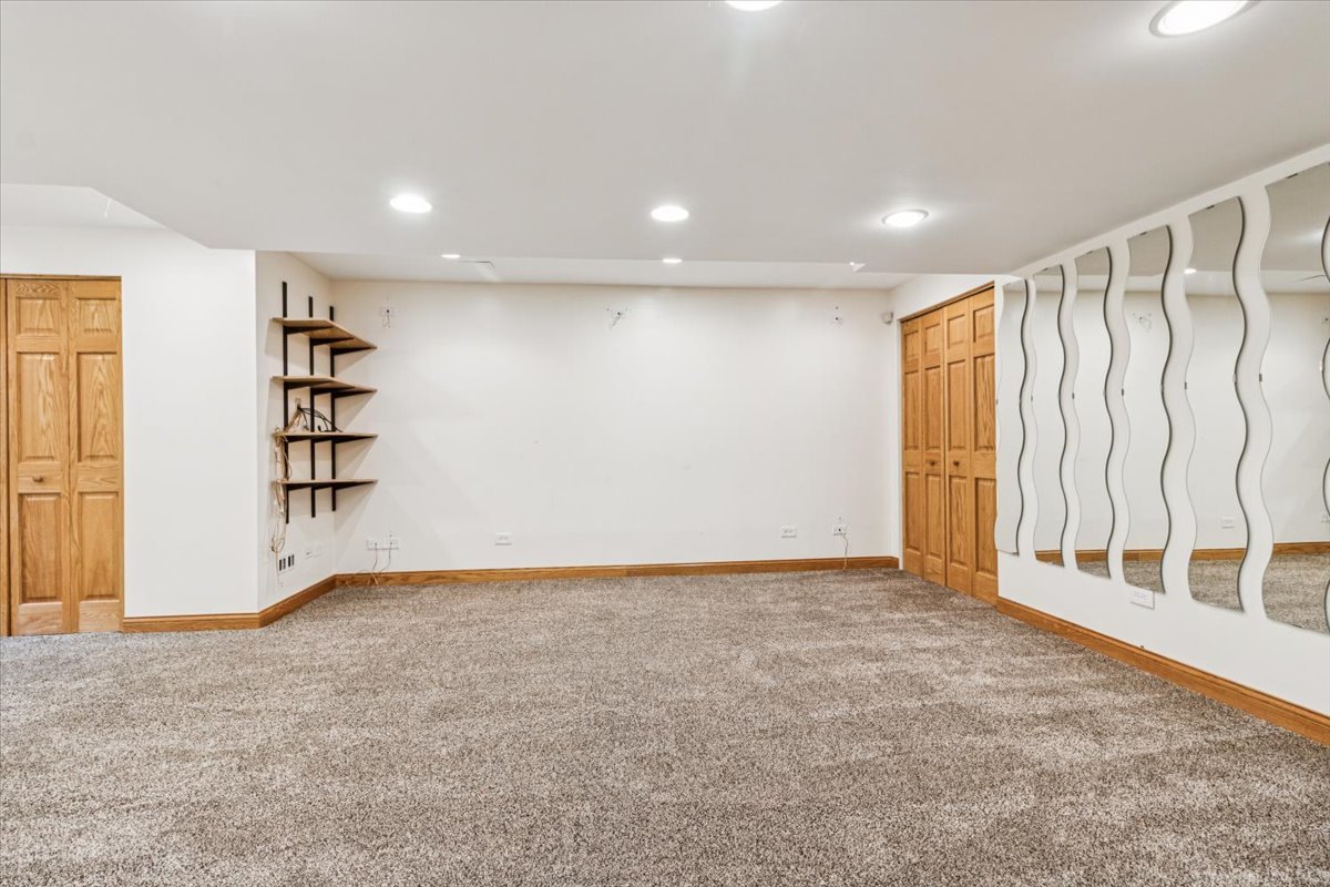 3437 Charlemaine Drive Aurora IL 60504