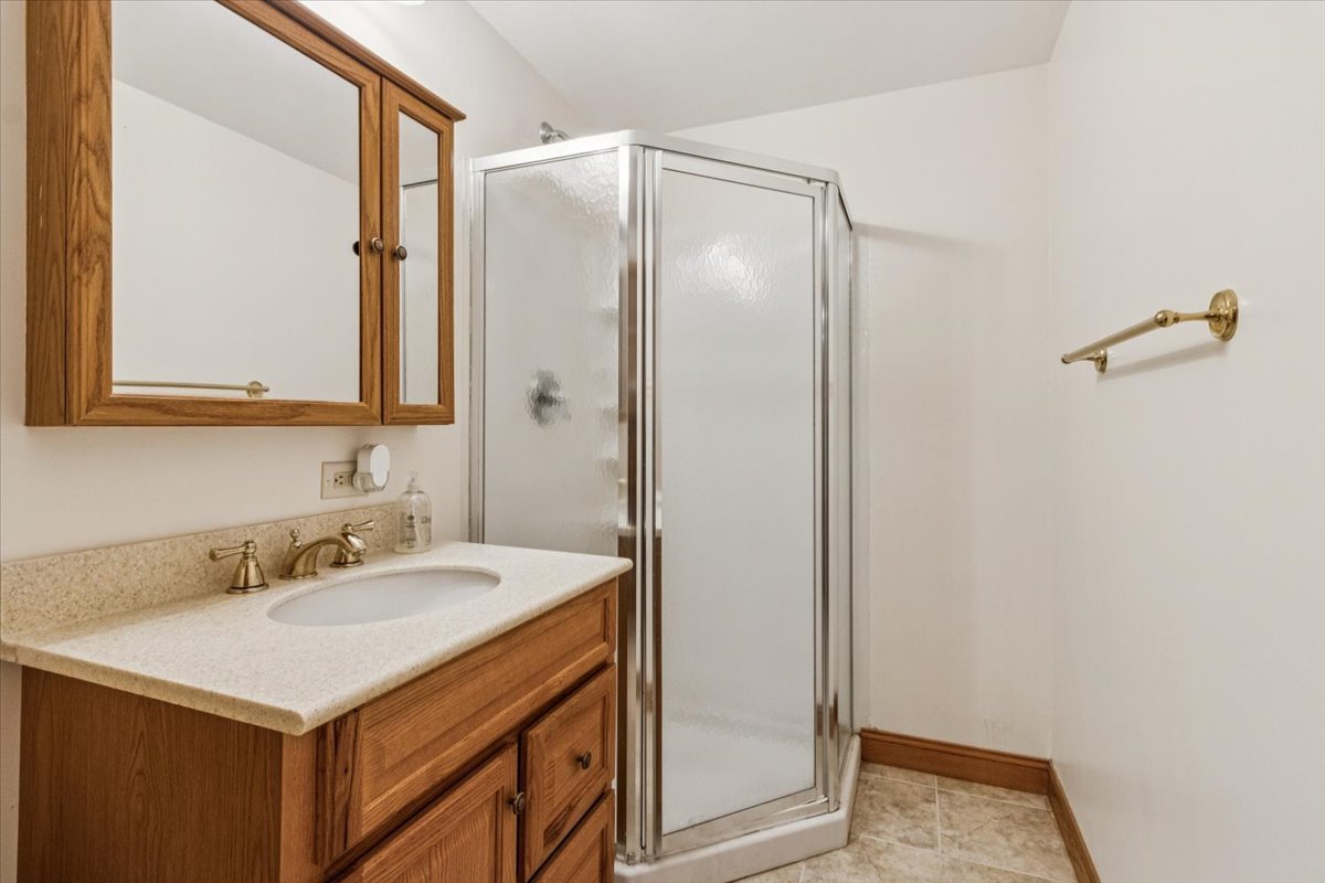 3437 Charlemaine Drive Aurora IL 60504