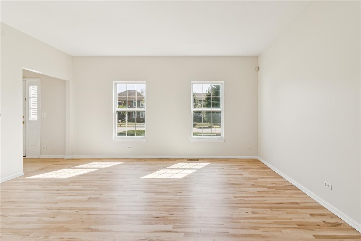 3437 Charlemaine Drive Aurora IL 60504