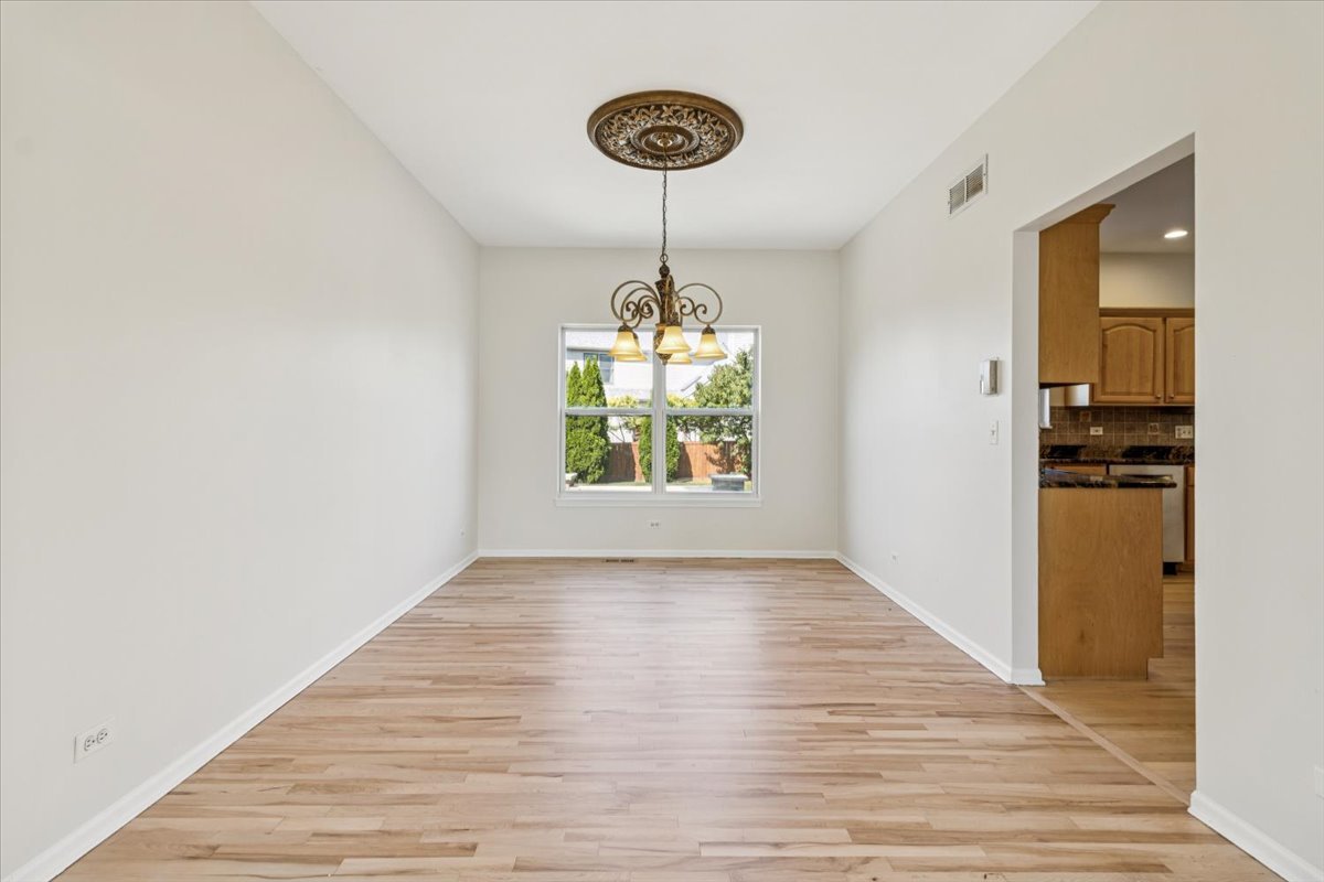 3437 Charlemaine Drive Aurora IL 60504