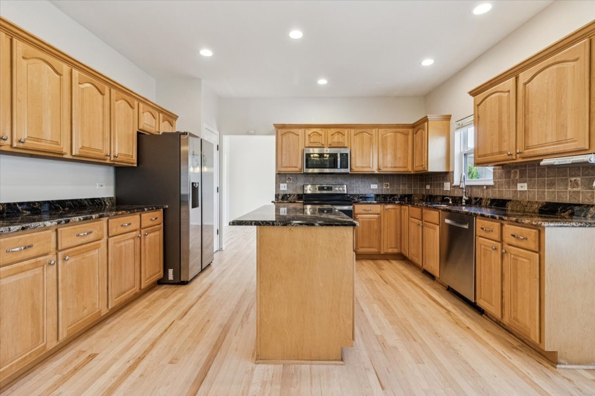 3437 Charlemaine Drive Aurora IL 60504