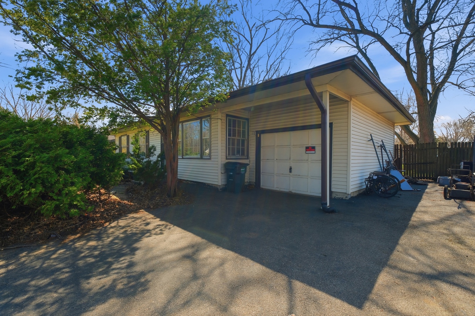 30W125 Claymore Lane Naperville IL 60563