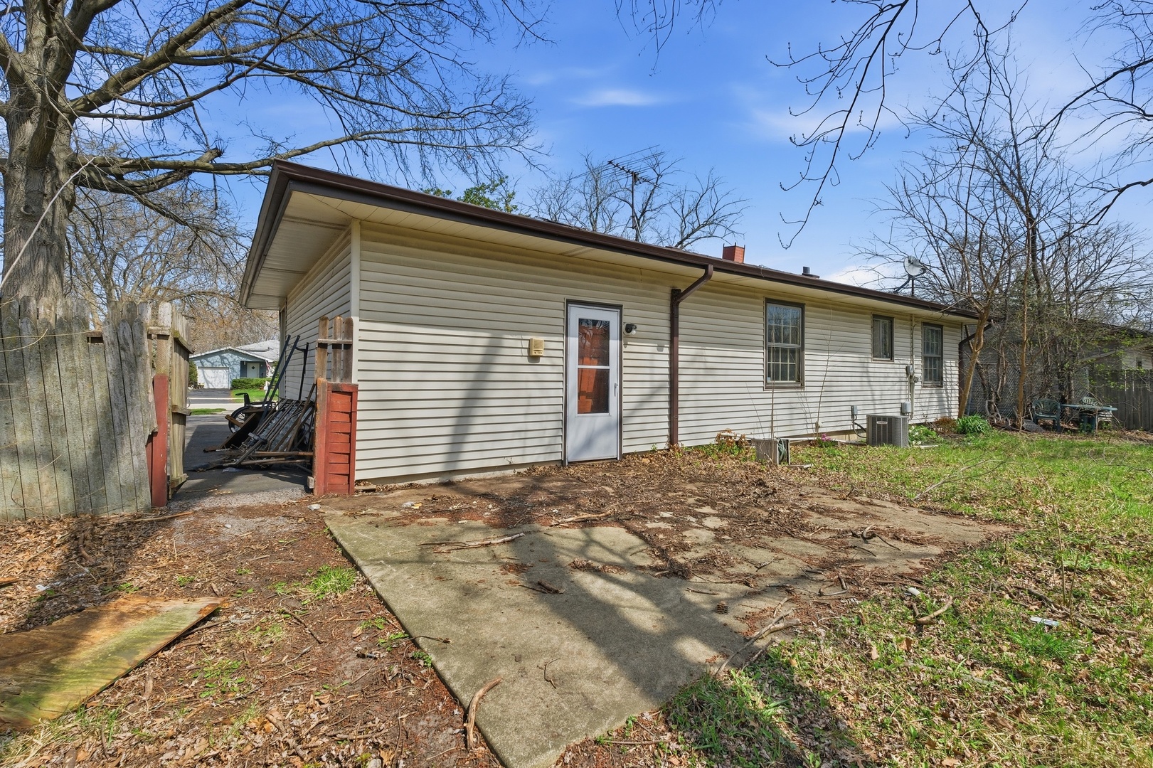 30W125 Claymore Lane Naperville IL 60563