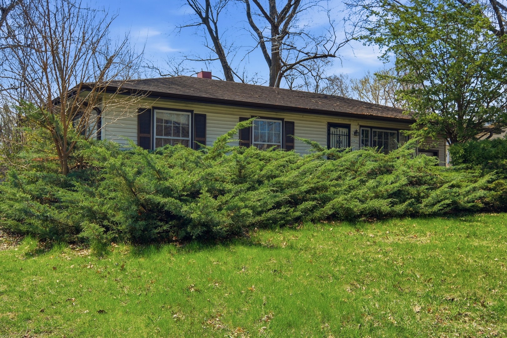 30W125 Claymore Lane Naperville IL 60563