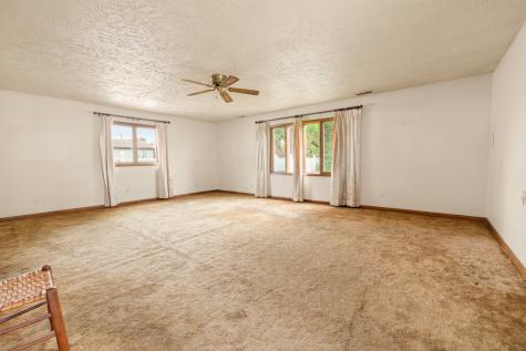 1218 Mt Vernon Drive Bloomington IL 61704