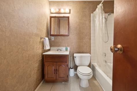 1218 Mt Vernon Drive Bloomington IL 61704