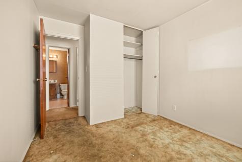 1218 Mt Vernon Drive Bloomington IL 61704