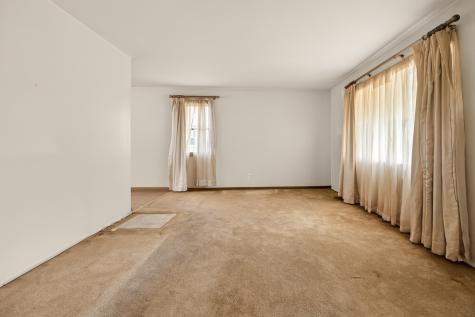 1218 Mt Vernon Drive Bloomington IL 61704