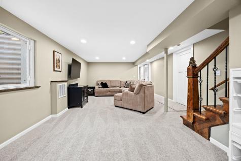 27W359 Aspen Court Winfield IL 60190