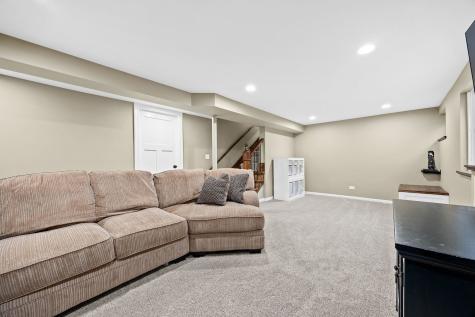 27W359 Aspen Court Winfield IL 60190