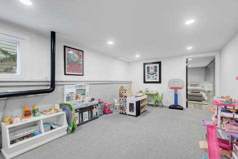 2323 Grey Avenue Evanston IL 60201