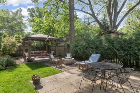 2323 Grey Avenue Evanston IL 60201