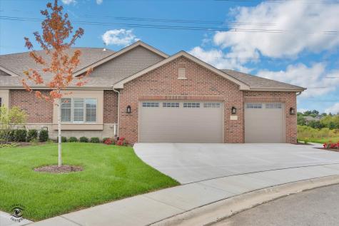 8855 Milwaukee Breakwater Drive Frankfort IL 60423