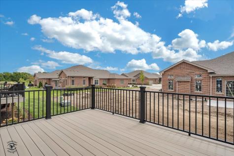 8855 Milwaukee Breakwater Drive Frankfort IL 60423