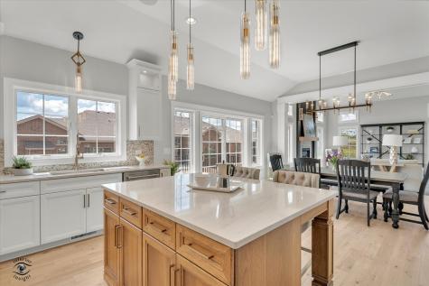 8855 Milwaukee Breakwater Drive Frankfort IL 60423