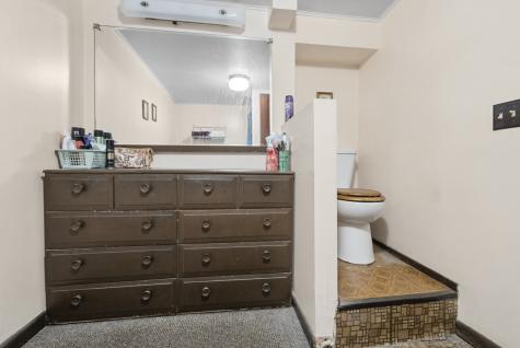 10700 South Avenue G Chicago IL 60617