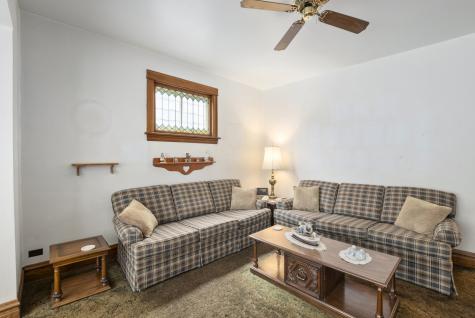 10700 South Avenue G Chicago IL 60617