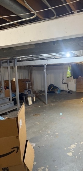 941 South Chatham Avenue Addison IL 60101