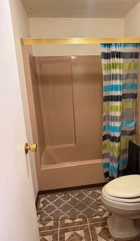 941 South Chatham Avenue Addison IL 60101