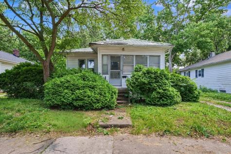 402 South Johnson Avenue Urbana IL 61801