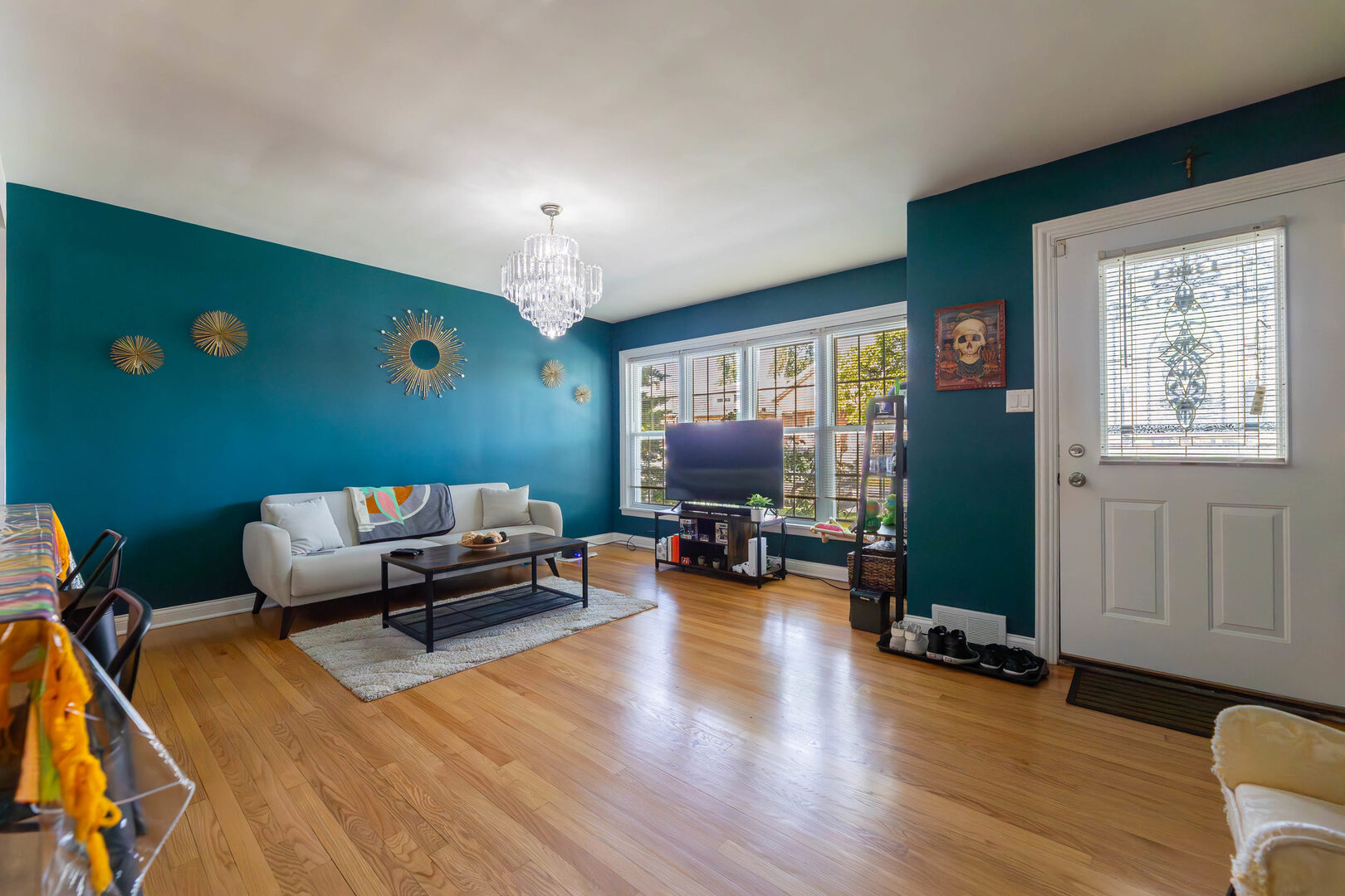 5921 South Sawyer Avenue Chicago IL 60629