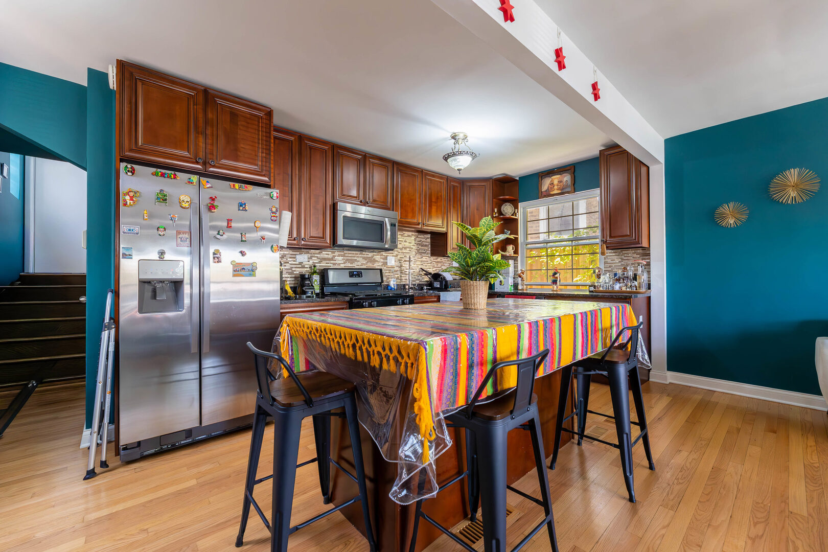 5921 South Sawyer Avenue Chicago IL 60629