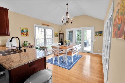 415 Mallard Point Drive North Aurora IL 60542
