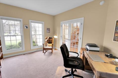 415 Mallard Point Drive North Aurora IL 60542
