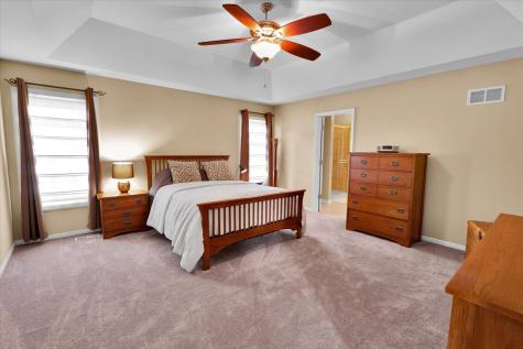 415 Mallard Point Drive North Aurora IL 60542