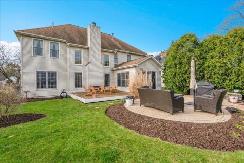 415 Mallard Point Drive North Aurora IL 60542