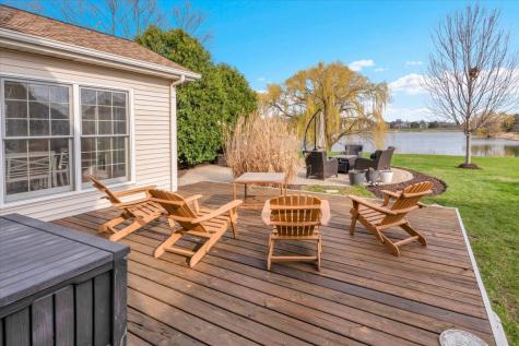 415 Mallard Point Drive North Aurora IL 60542