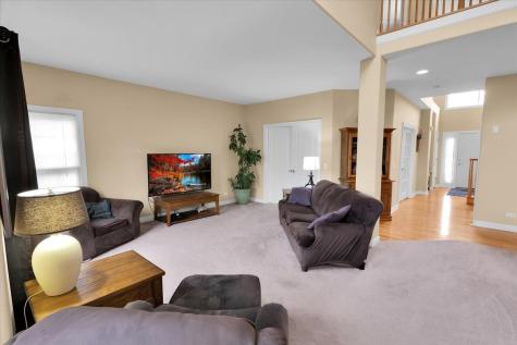 415 Mallard Point Drive North Aurora IL 60542