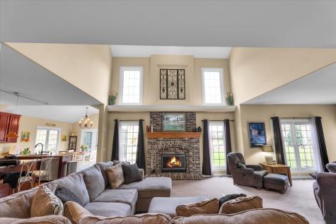 415 Mallard Point Drive North Aurora IL 60542