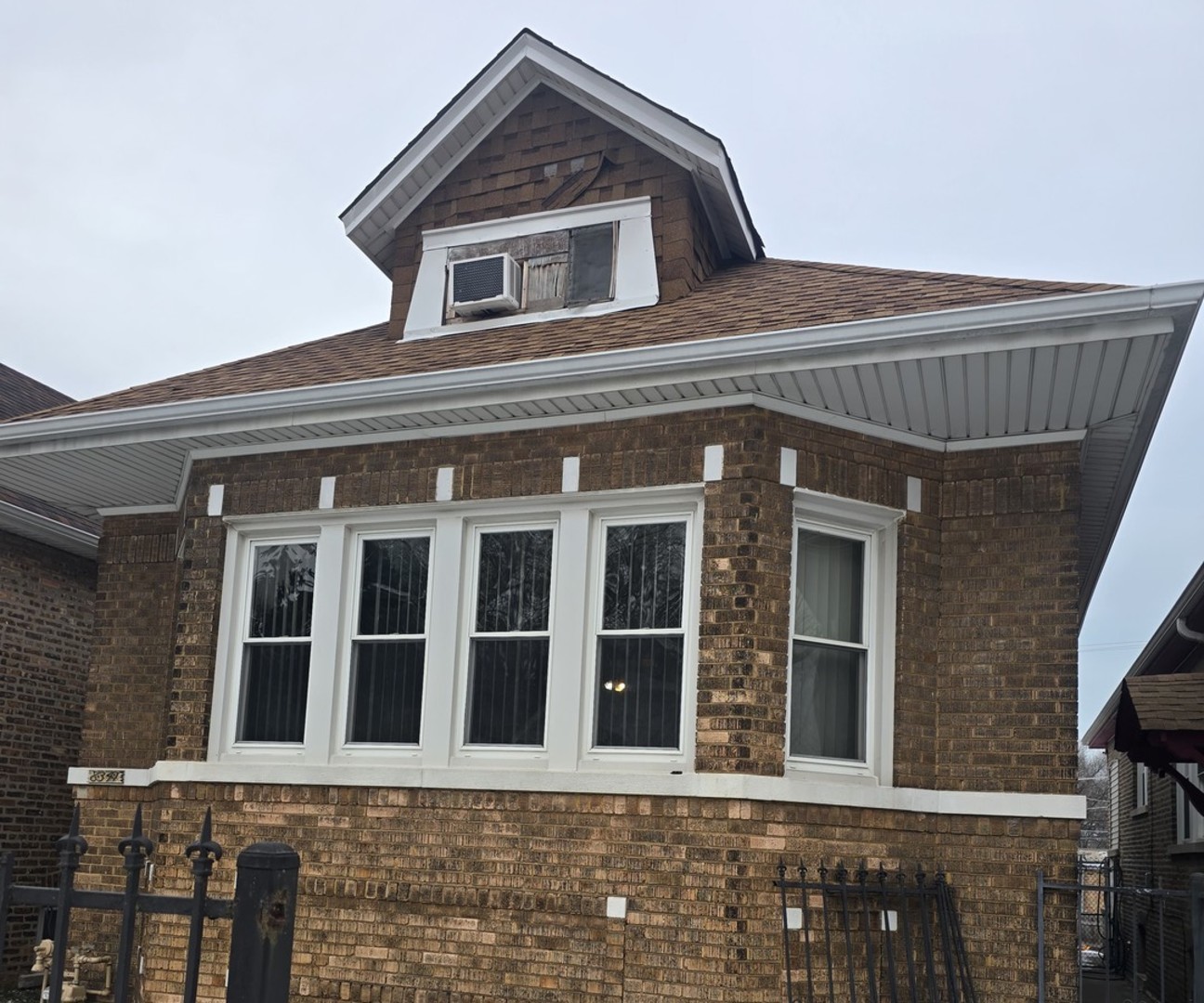 8341 South Kerfoot Avenue Chicago IL 60620