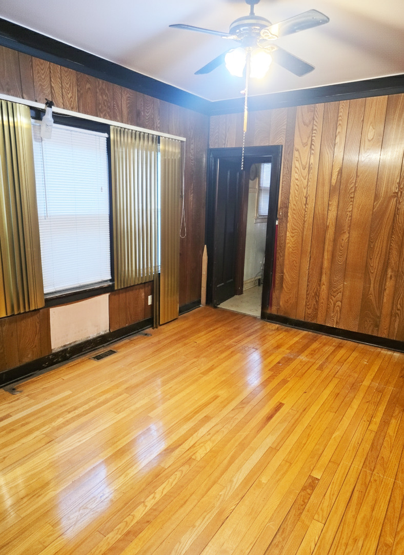 8341 South Kerfoot Avenue Chicago IL 60620