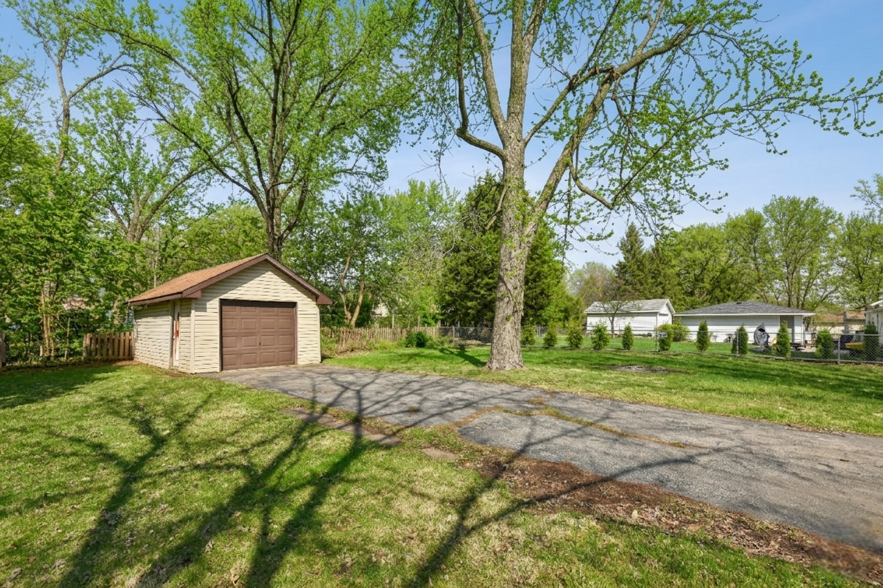 303 Bruce Road Lockport IL 60441