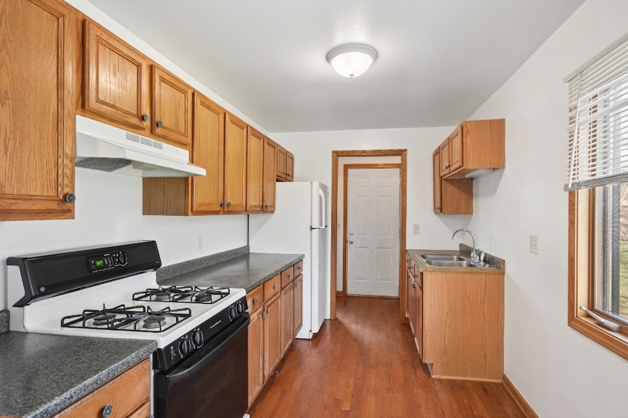303 Bruce Road Lockport IL 60441