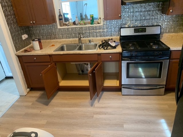 10845 South Emerald Avenue Chicago IL 60628