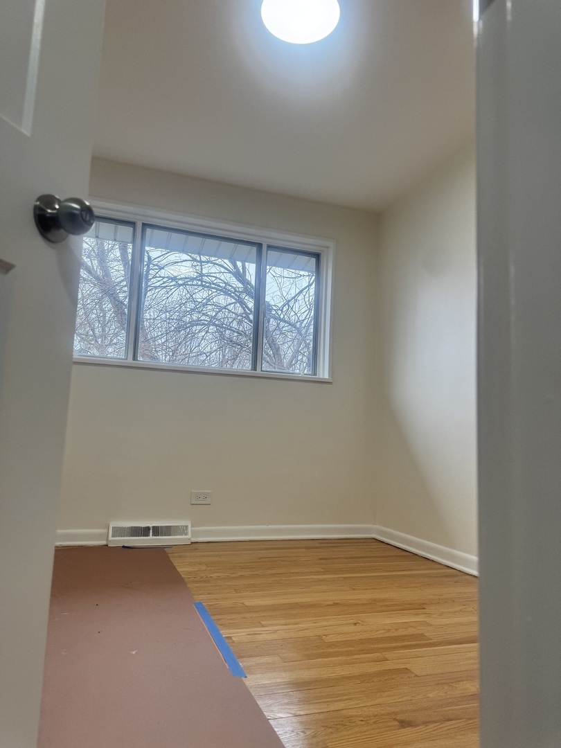 8312 South Kenwood Avenue Chicago IL 60619