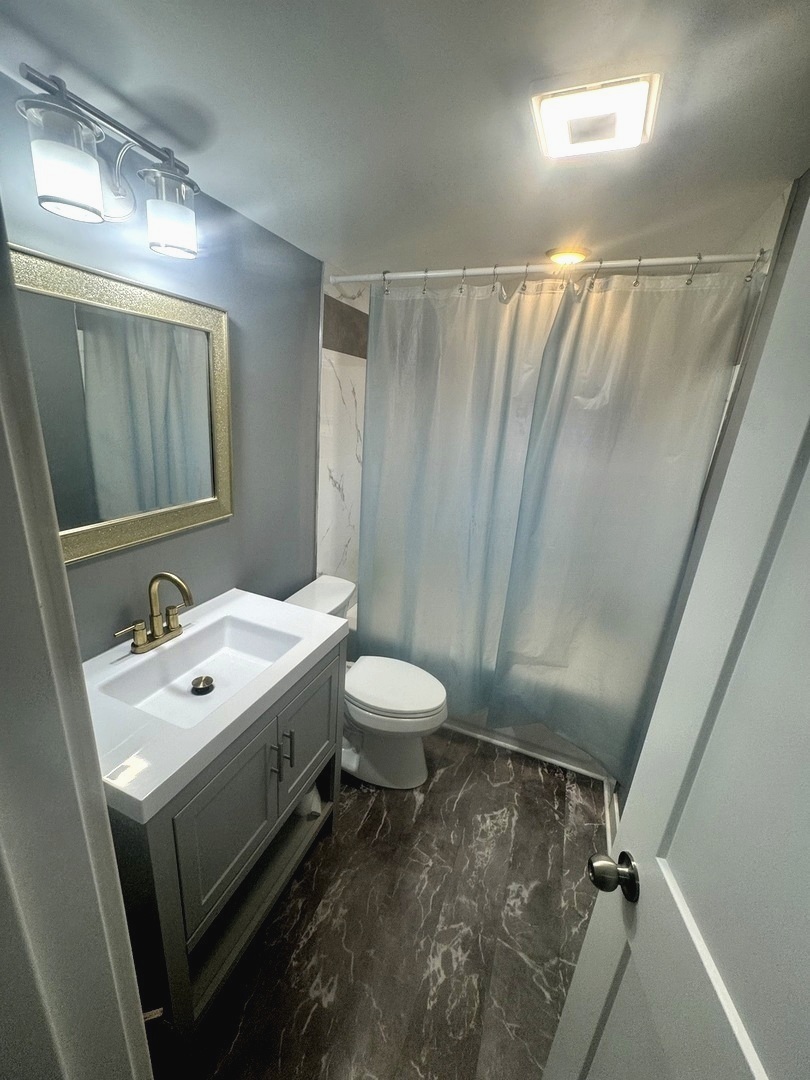 8312 South Kenwood Avenue Chicago IL 60619