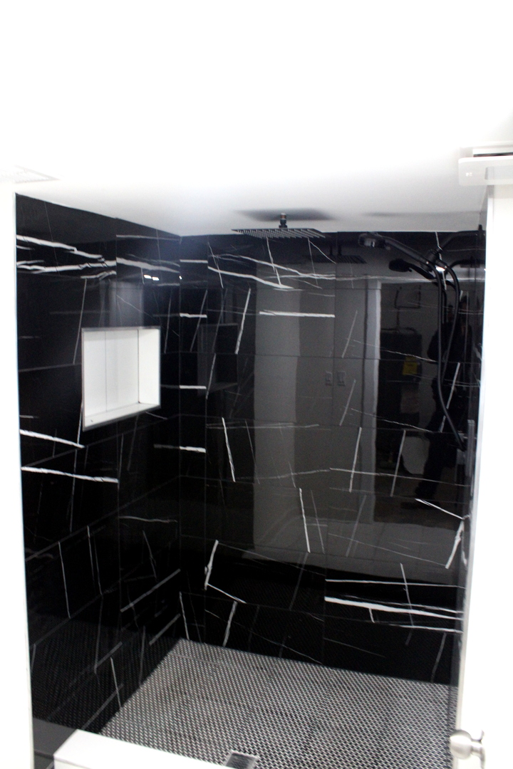 8312 South Kenwood Avenue Chicago IL 60619