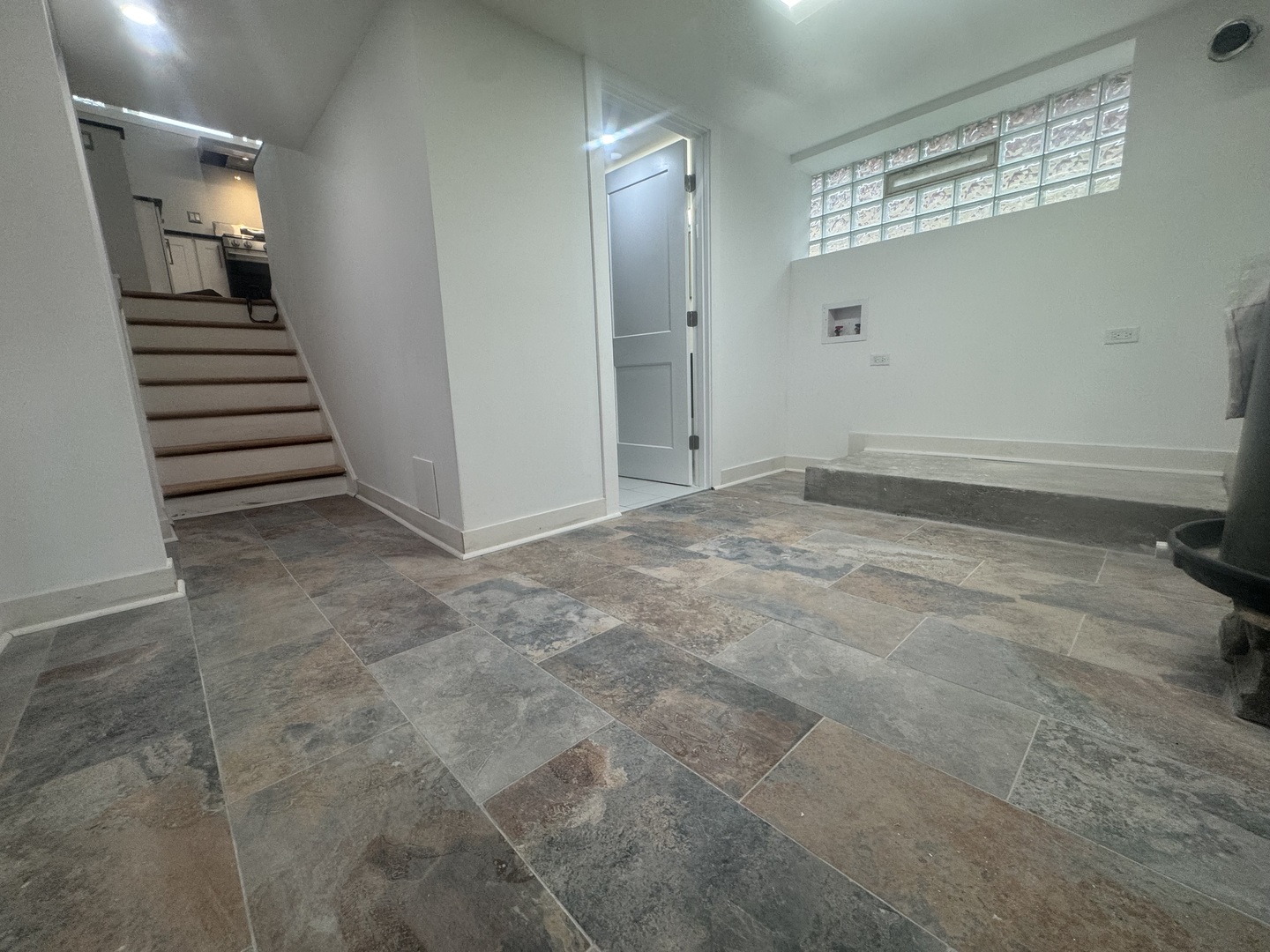 8312 South Kenwood Avenue Chicago IL 60619